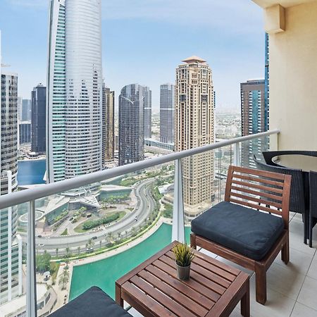 Modern & Spacious 2-Bed Condo With Panoramic Lake Views, Dual Balconies, Steps From Dubai Jlt Metro By "La Buena Vida Holiday Homes" Exterior foto