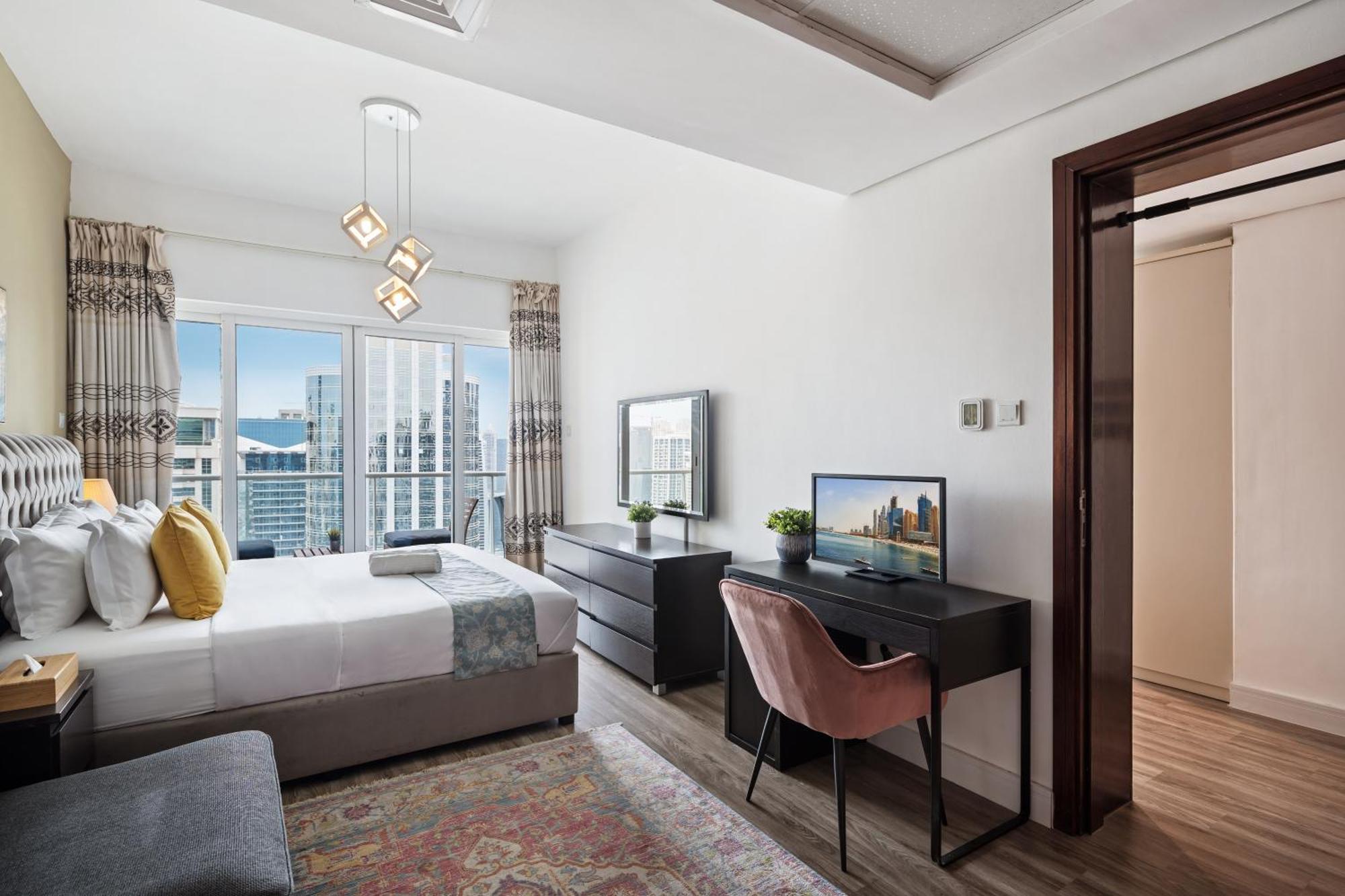 Modern & Spacious 2-Bed Condo With Panoramic Lake Views, Dual Balconies, Steps From Dubai Jlt Metro By "La Buena Vida Holiday Homes" Exterior foto