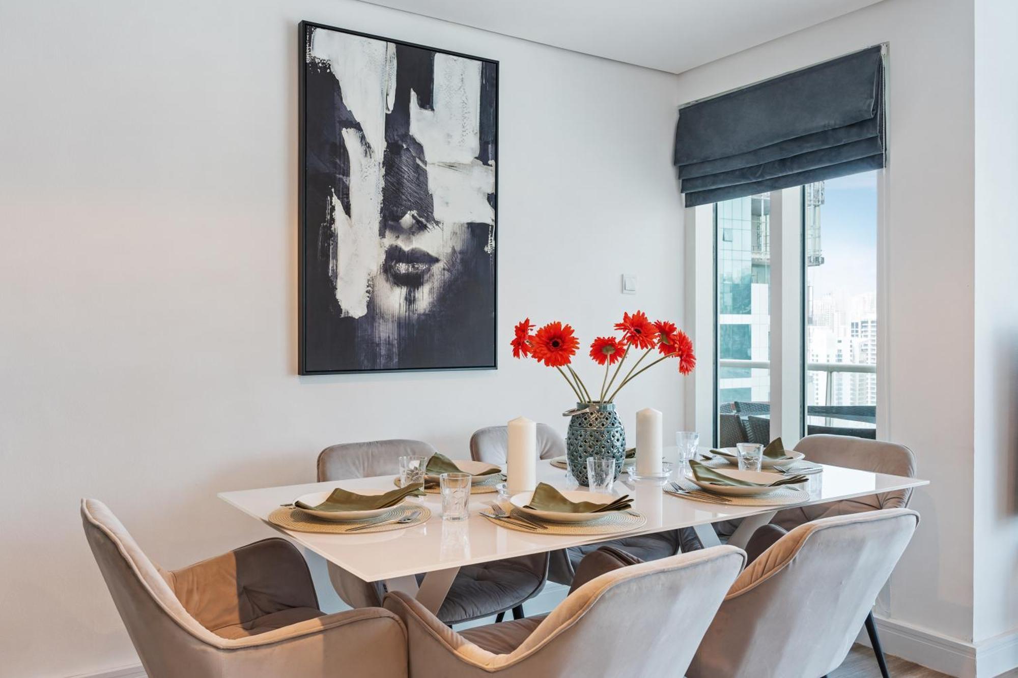 Modern & Spacious 2-Bed Condo With Panoramic Lake Views, Dual Balconies, Steps From Dubai Jlt Metro By "La Buena Vida Holiday Homes" Exterior foto